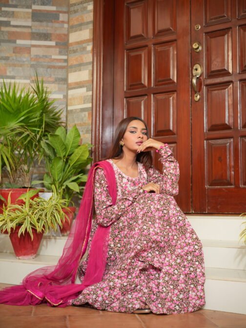 Best women clothing brand in Pakistan - KISSA