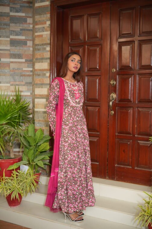 Best women clothing brand in Pakistan - KISSA