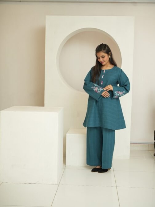 Best women clothing brand in Pakistan - KISSA